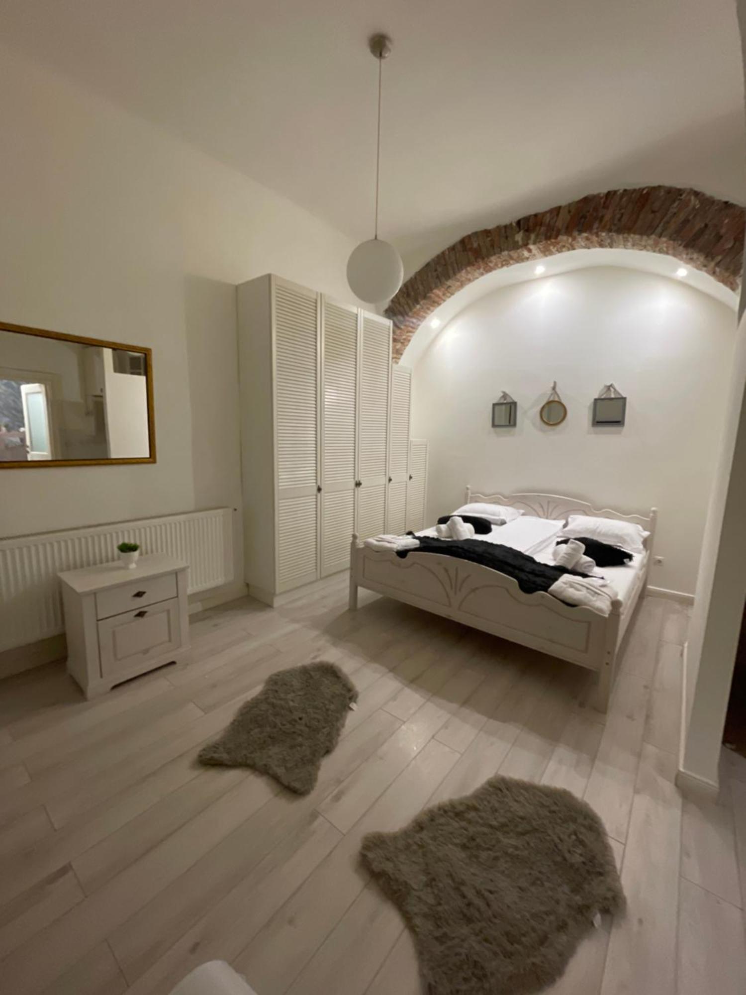 Luxury Ultra Central Σίμπιου Εξωτερικό φωτογραφία